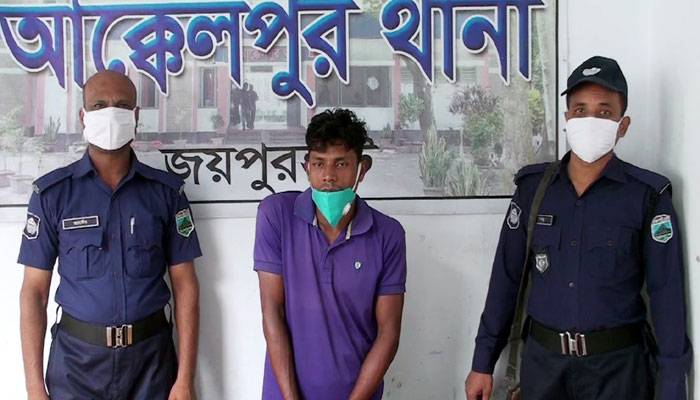 আক্কেলপুরে স্কুলছাত্রীর শ্লীলতাহানি, যুবক গ্রেপ্তার