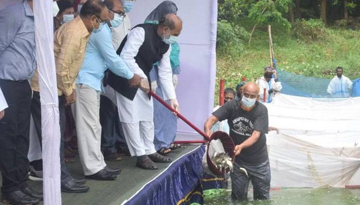 অর্থনীতিতে বড় ভূমিকা রাখবে মাছ:  প্রাণিসম্পদ মন্ত্রী
