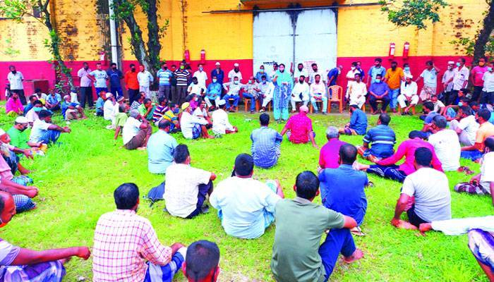খুলনার পাটকল শ্রমিকদের কর্মসূচি স্থগিত