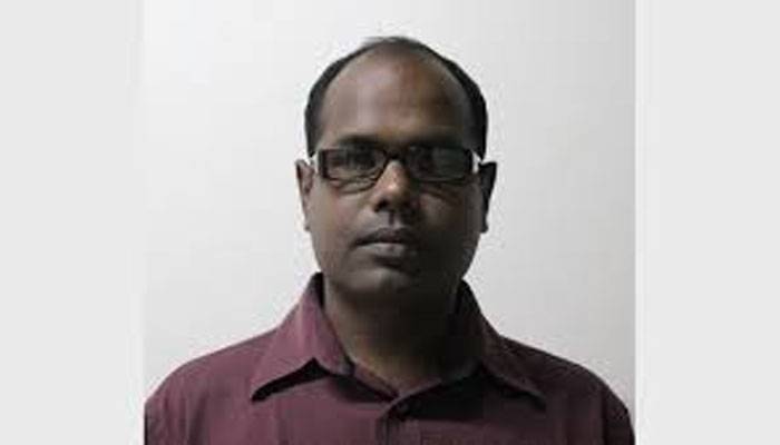 কার গ্রামে কে ফেরে