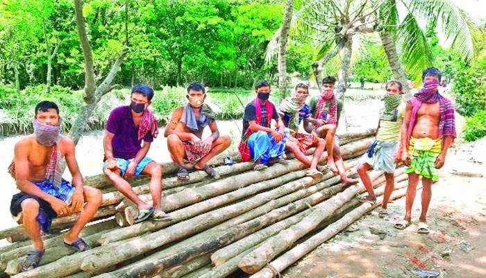 `দেশে করোনায় পারিবারিক উপার্জন কমেছে ৭৪ শতাংশ`
