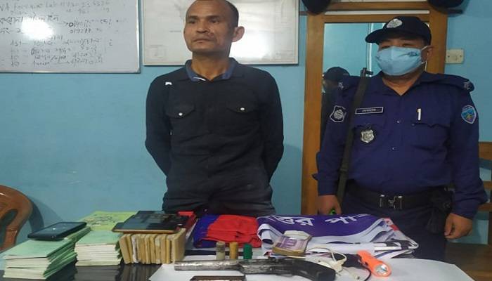 মানিকছড়িতে অস্ত্রসহ ইউপিডিএফের সংগঠক আটক