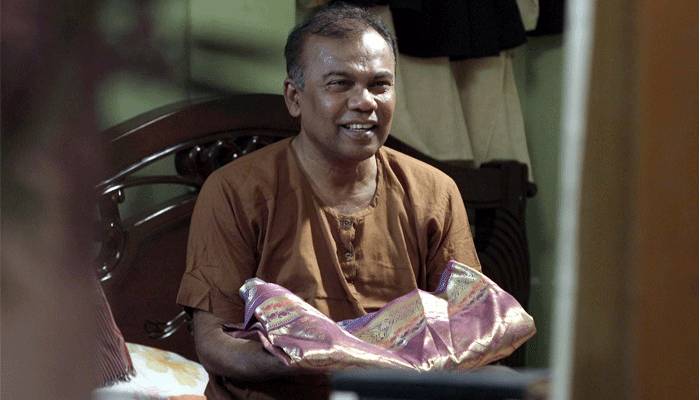 অন্য রকম এক গল্প নিয়ে ‘এক্সট্রা আর্টিস্ট'