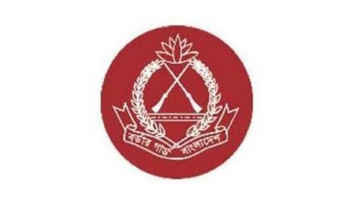 রাজশাহীতে সড়ক দুর্ঘটনায় বিজিবির ২ ল্যান্স নায়েক নিহত
