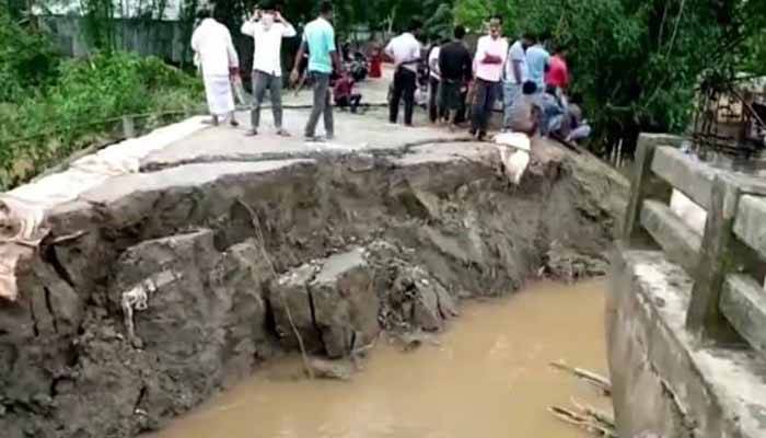 আসামে ভয়াবহ বন্যা, ১৬ জেলায় আড়াই লাখ মানুষ ক্ষতিগ্রস্ত