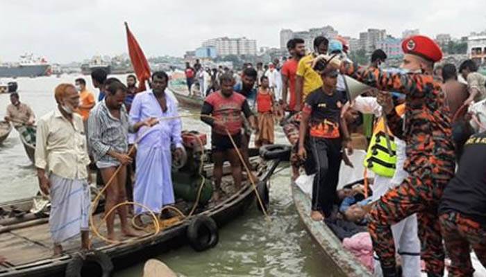 বুড়িগঙ্গায় লঞ্চডুবি, ১৬ জনের মরদেহ উদ্ধার