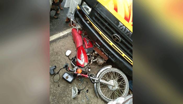গৌরীপুরে ট্রাকচাপায় মোটরসাইকেল আরোহী নিহত
