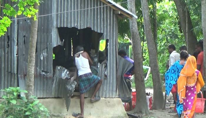 ঝিনাইদহে হামলায় আ’লীগ নেতার মৃত্যু, বাড়িঘর ভাংচুর