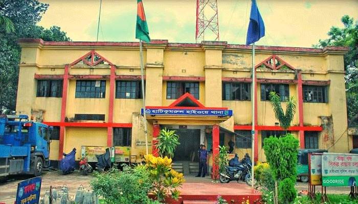 মহাসড়কে চাঁদাবাজি-প্রাণহানি, হাটিকুমরুল থানার ওসি প্রত্যাহার