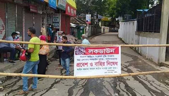 ফেনীতে এলাকাভিত্তিক লকডাউন শুরু