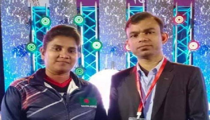 নারায়ণগঞ্জে জাতীয় ব্যাডমিন্টন তারকা দম্পতি ছিনতাইয়ের শিকার
