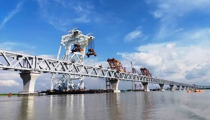 পদ্মা সেতুর ৪৬৫০ মিটার দৃশ্যমান