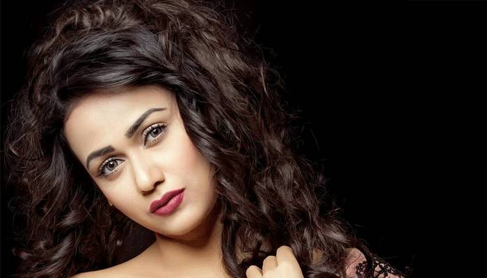 তসলিমা নাসরিনের কবিতার মডেল আইরিন