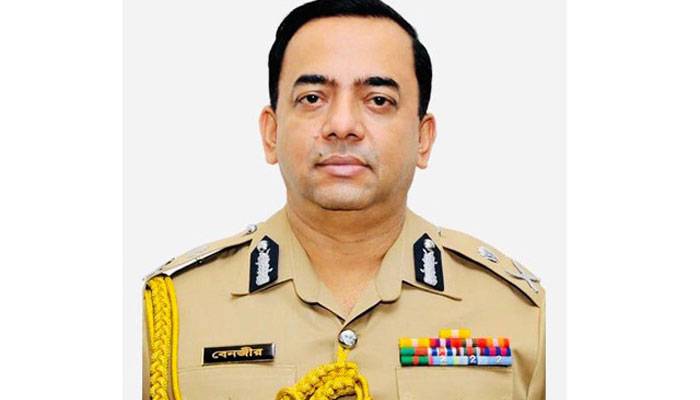 দাবাকে স্কুল পর্যায়ে ছড়িয়ে দিতে চান বেনজীর আহমেদ