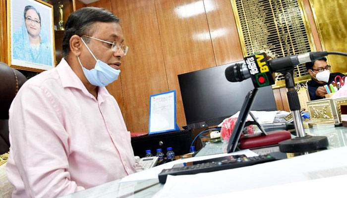 সংসদের সামনে বাজেটের কপি ছেঁড়া বিএনপির ঔদ্ধত্য: তথ্যমন্ত্রী