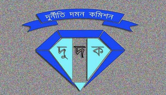 স্বাস্থ্য অধিদপ্তরে দুদকের অভিযান
