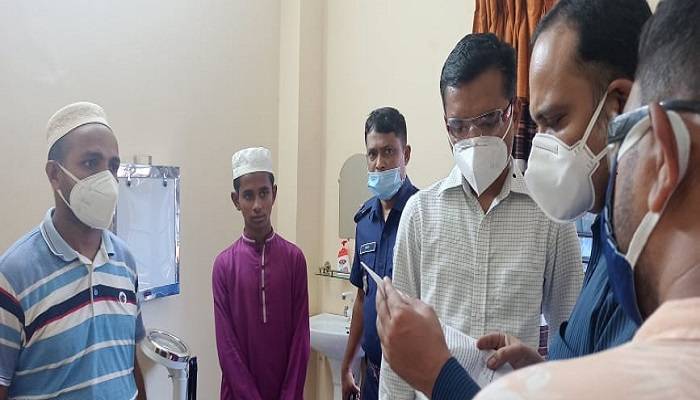 লাইসেন্সহীন হাসপাতালটির পরিচালক সরকারি মেডিকেল অফিসারের স্ত্রী