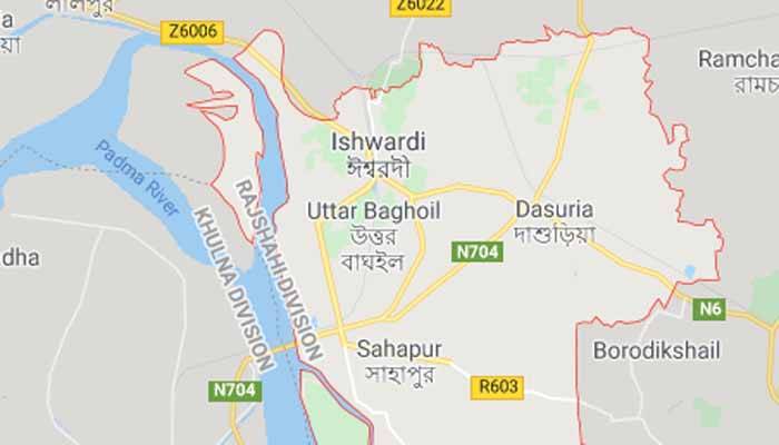 ঈশ্বরদীতে গাছে ঝুলন্ত গৃহবধূর মরদেহ উদ্ধার