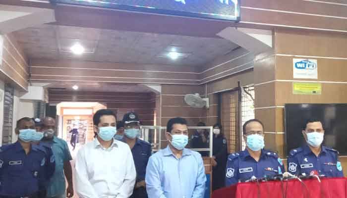 দোহারে স্বর্ণ ব্যবসায়ী হত্যার রহস্য উদঘাটন, গ্রেপ্তার ৫