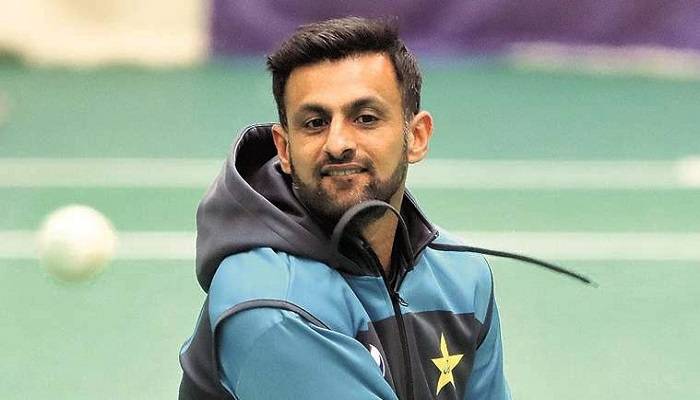 ভারতের কারণে ইংল্যান্ডে যেতে বিলম্ব মালিকের