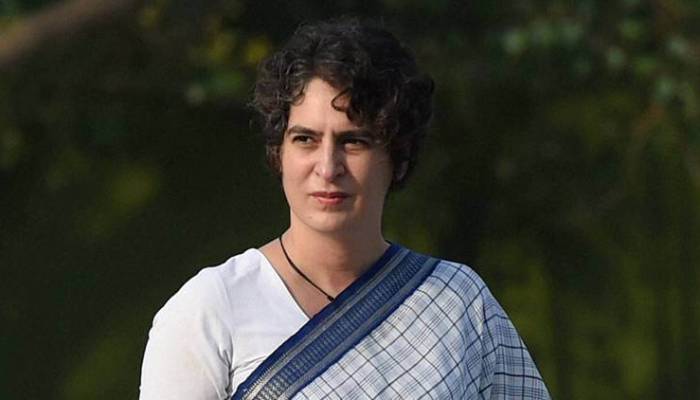 প্রিয়াঙ্কা গান্ধীকে সরকারি বাংলো ছাড়ার নির্দেশ