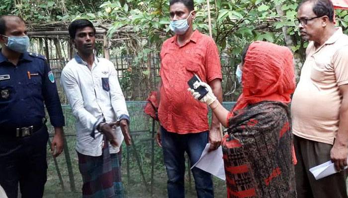 প্রধান শিক্ষিকাকে ইভটিজিং করে জেলে গেল যুবক