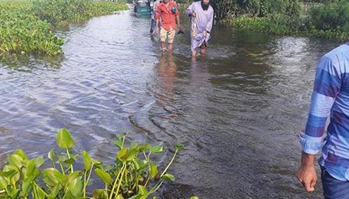 টানা বর্ষণে সুরমা-কুশিয়ারার পানি বৃদ্ধি, বন্যা পরিস্থিতির অবনতি