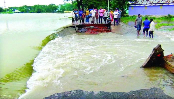 বড় বন্যার শঙ্কা, প্লাবিত হতে পারে রাজধানীর নিচু এলাকা