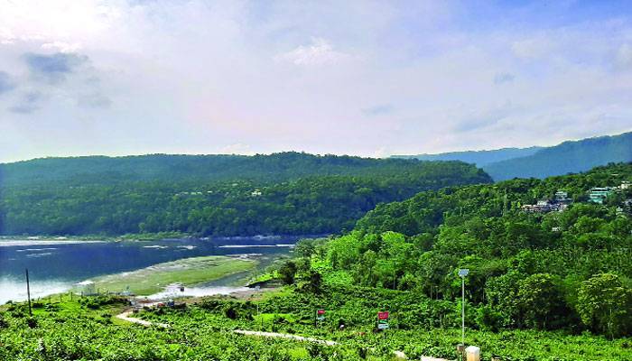 এমন বরষায়ও সুনসান জাফলং রাতারগুল