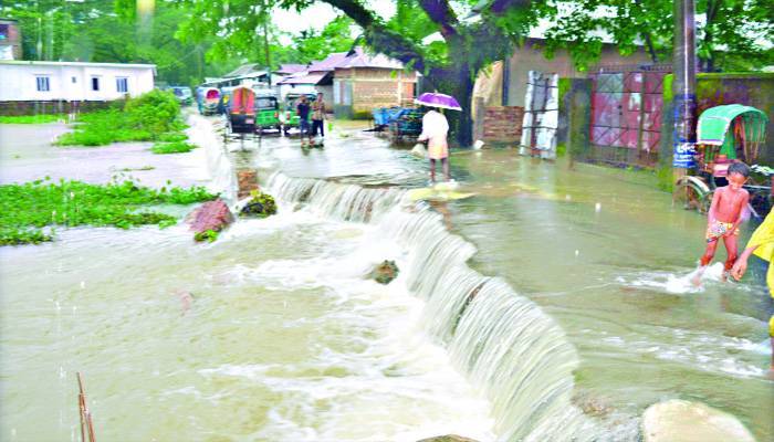সিলেট সুনামগঞ্জ ও লালমনিরহাটে আবারও বন্যা