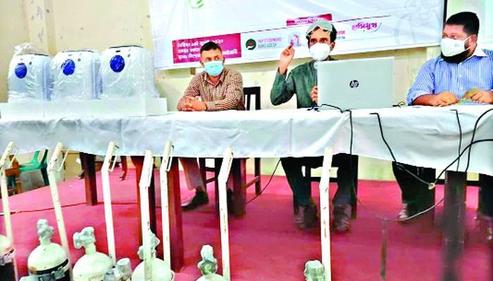 ফোনকলেই বাড়িতে পৌঁছে যাবে অক্সিজেন সিলিন্ডার
