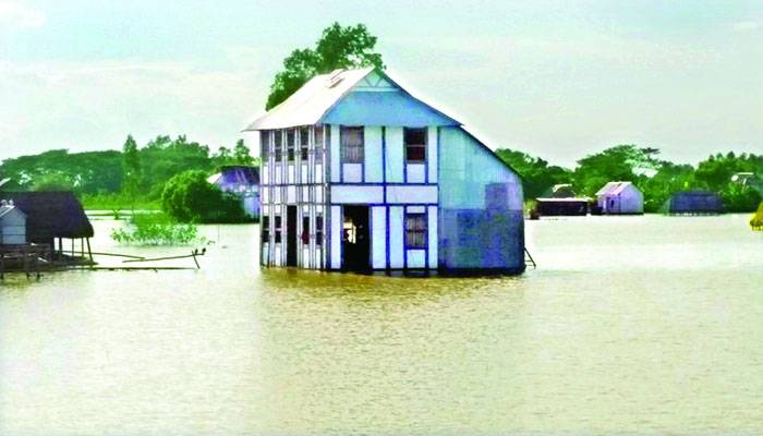 বানভাসিদের হাহাকার
