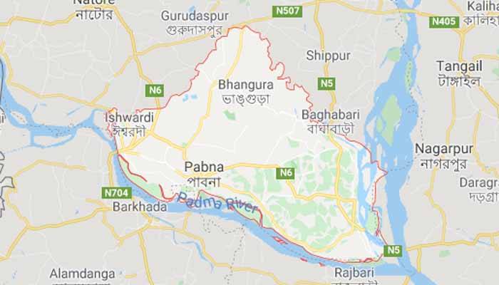 পাবনায় শ্বাসরোধে স্ত্রীকে হত্যার অভিযোগে স্বামী আটক