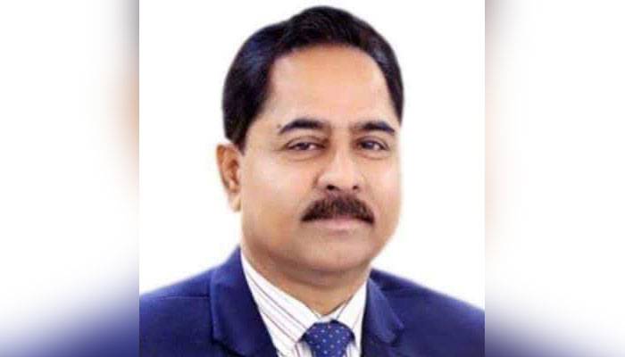চিকিৎসা কার্যক্রম পরিদর্শনে স্বাস্থ্যসেবা সচিব মান্নান