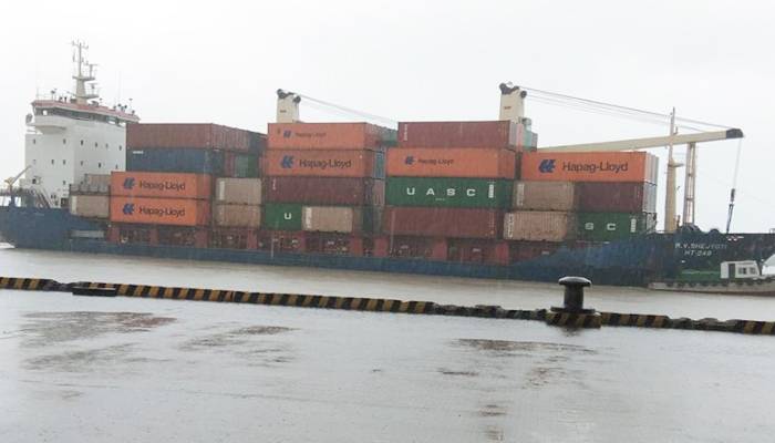 ট্রানজিট পণ্যবাহী প্রথম জাহাজ চট্টগ্রাম বন্দরে