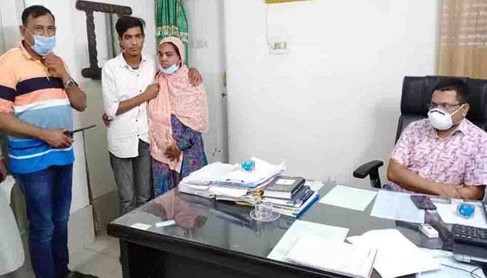 ৮ বছর পর হারিয়ে যাওয়া ছেলেকে ফিরে পেলেন মা