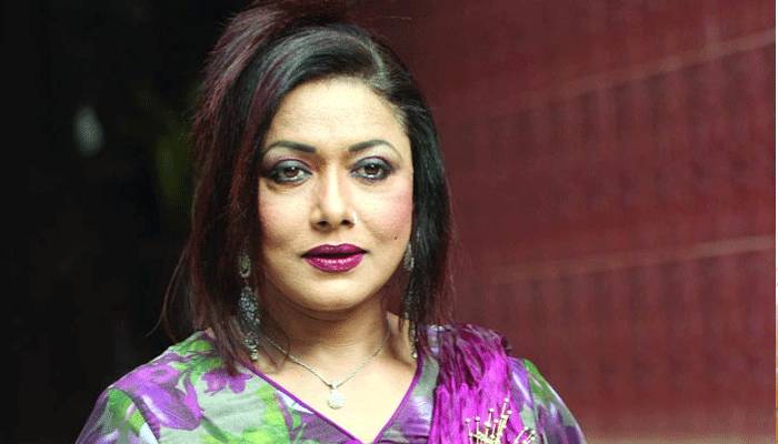 কারও জন্য কিছু থেমে থাকে না: রোজিনা