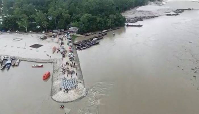 সিরাজগঞ্জে বন্যা পরিস্থিতির অবনতি