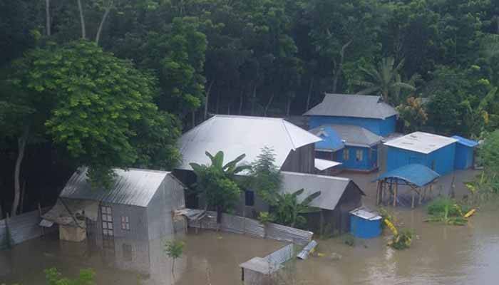 গোপালগঞ্জে মধুমতি বিলরুট চ্যানেলের পানি বিপদসীমায়