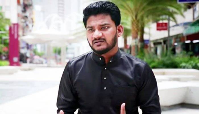 দেশে ফিরছেন রায়হান