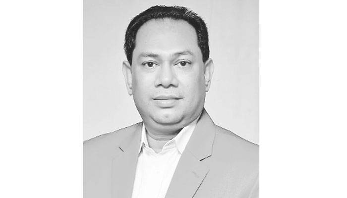 প্রবাসী আয় ধরে রাখার কর্মপরিকল্পনা এখনই
