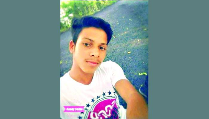 মায়ের জন্য ওষুধ আনতে গিয়ে খুন হলেন তরুণ