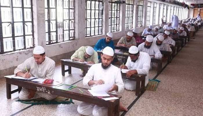 ডিগ্রি-মাস্টার্স পরীক্ষা নিতে পারবে কওমি মাদরাসা