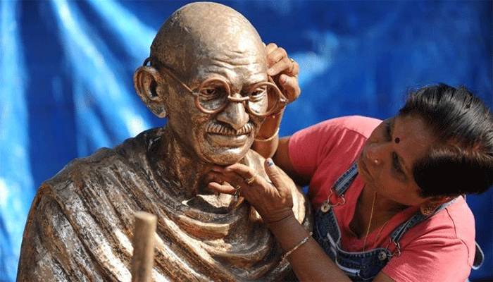 গান্ধীজির সেই বিখ্যাত চশমা নিলামে