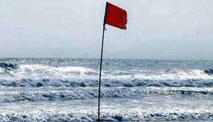 উপকূলীয় এলাকায় ঝড়ো হাওয়ার শঙ্কা, সমুদ্রবন্দরে সতর্কতা