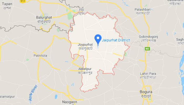 জয়পুরহাটে ট্রেনের ধাক্কায় যুবকের মৃত্যু