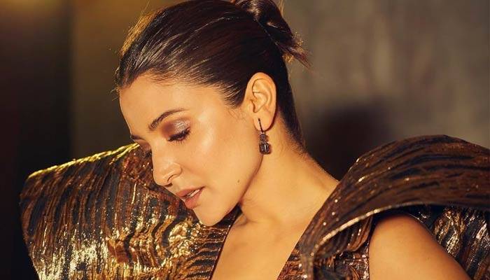 আনুশকাকে নিয়ে খবরটি সঠিক নয়