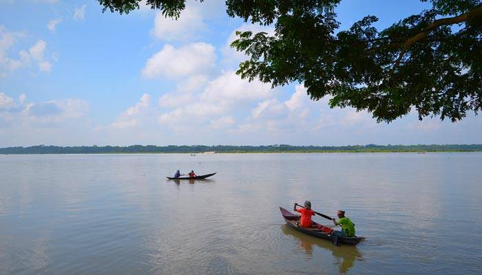 আজ বিশ্ব নদী দিবস