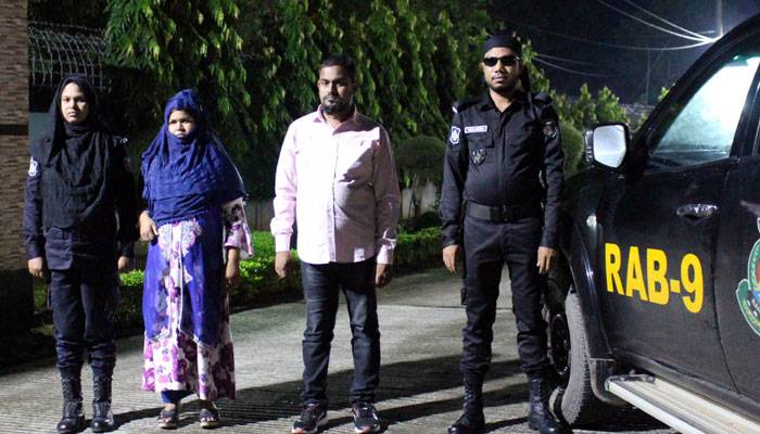 প্রতারণা করতে অফিস খুলেছিলেন তারা