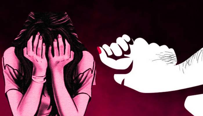 যশোরে বাসে নারী ধর্ষণের অভিযোগ, আটক ১ যশোরে বাসে নারী ধর্ষণের অভিযোগ, আটক ১